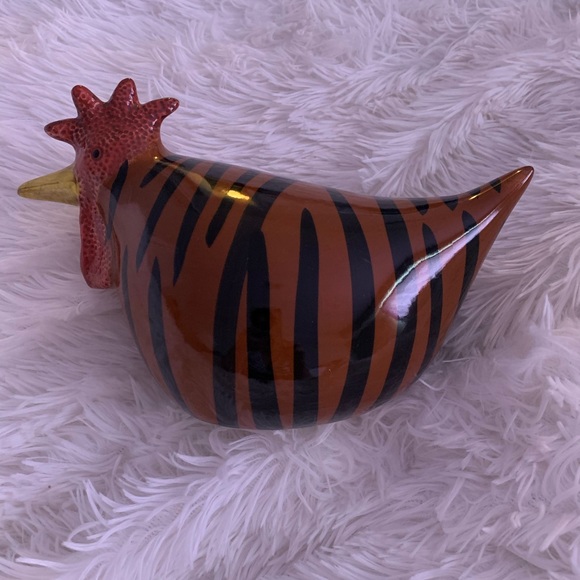 Other - Decorative ceramic hen